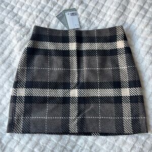 Plaid Black and Cream Skirt